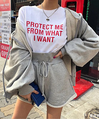 意向这家店的阔腿裤和可乐情侣装,人多就去谈团