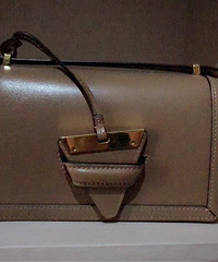 ɹ���Լ������Ĵ�ϼ���ÿ��������ͷ��