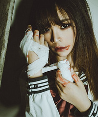 ���ַ����ȫ��ͬ����Ƭ������ϵ��С���¡��ŷ磬���Ǿ���������