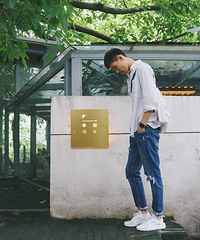 ˿ԽһЩͬģŮҲ԰ѰѰѹصĴ