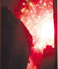 �������������ⳡ�������������ߵĻ���ӵ����ŷ���