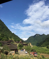 带半岁宝宝到犀牛寨避暑,这里的人热情又淳朴,120一天包吃住