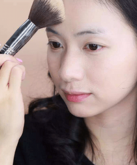 ������ɢ�۶�ױҪ����������󣬲�Ȼ�˷ѻ�ױƷ���ӿ���ױ