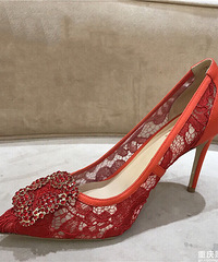 ���̳���������ÿ��Ļ�Ь�����߲��ۣ�������д�4�ۣ�