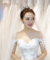 ����ױ����Ƭ��������Ȧ�������˺ö����ѣ��������ǲ���������