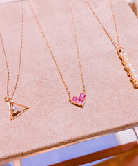 ���ʺ����յ�����ز��Ǻõ��鱦�꣬���ô����������1ǧԪ����