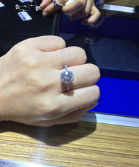 为了迎接生日和七夕,专程来探店【我是克拉美珠宝Queen】