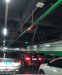 重庆西站:直播被困重庆西站B3停车库,猜我好久出得来