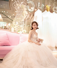 �̷���������������ȫ��ͬ�ĳ������ͣ�����ѡѡ�ĸ����ʺ��ң�