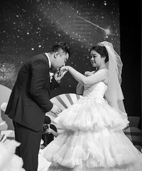 ��һ�μ��棬Ϊ����̽�Ҵ󷽲���������ƿ35��Ǯ�Ŀ�Ȫˮ��