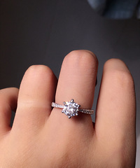 ��������취��ֻҪ2��࣬����һö1��������䣬�Լ۱�����