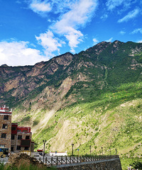 �ڡ��������������ľ������䣬����������������