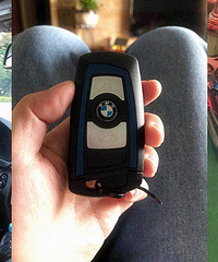 结婚10年给老公的礼物,宝马320Li