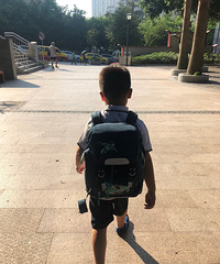 ʵһСһ꼶ѧһ죬ʦر׺