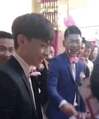 ���ײμӺ��ѻ��񣬵����ɱ���㴩��ȹ���ſ��Ǹ�������������