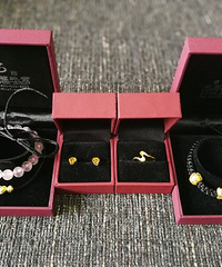 ���µ���ô�����Ǿ�ȥ�鱦��������ɣ�Ȼ���������Щ...