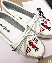 ���N�ε�����С��Ь�����ι�ֱر�