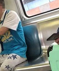 身体不健全的孩子,做事却让人敬佩