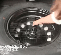买了一辆越野车不到一年却漏水严重
