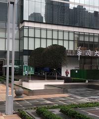 打探西永华润润西山展厅,套内约70-130平,以大三房为主