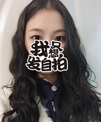 烫了一个很有纹理感的头发,可成熟可可爱,秋冬怎么穿搭都很好看