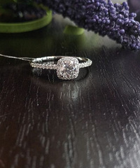 �²����������ж�󣬱������и�����Ŷ