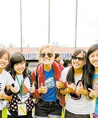 뵽ѧУĺĴһӪҪ8800