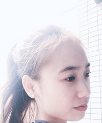 �Լ��Ľ�ë̫ϡ�裬���˽�ë���۾�������һȦ�����඼�ÿ�Щ