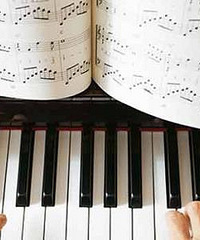 ѧٵĺô࣬ö༶ˣöСѧ8