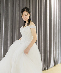 为了完美的first look,瞒着男友偷偷就去把婚纱先订了