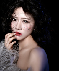 ��18�꿪ʼ���գ����ڷ����Լ�����ʱ����Ƭ����ֱ�����ʵķ�Ծ