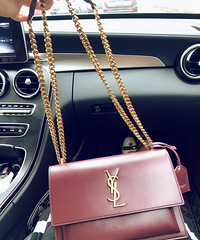 ����ʥ�������հ����ƺ�ɫ��������Ů��ζ