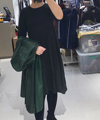 ԭ��һ����Ƥ�²���1�����֣�ī��ɫ������������