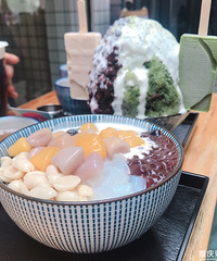 「今天吃什么」探十家成都wanghong店