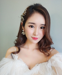 �Ը�ױ��ֱ��������д�棬ÿ�����Ͷ���ϲ�����찮���Լ���