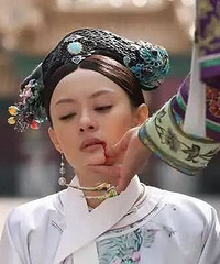 ����ִ��������ЩŮ��