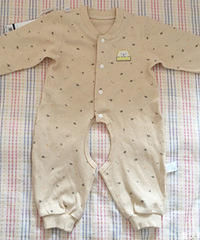 给宝宝囤的衣服才10块钱一件