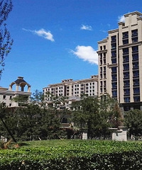 中央公园某楼盘的房子不降反涨?95平户型单价卖上17000了