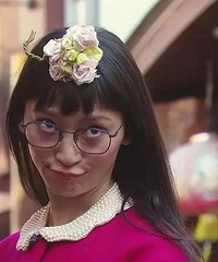 �����׳���9λŮ���ǣ�����Ƿ2��