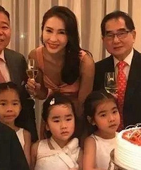 黎姿的前半生几乎都在为了他人而活