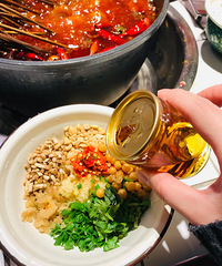 超适合拍照的网红串串店,掌中宝是特色