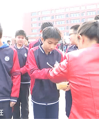 ѧУûʳµѧУſڳԺз