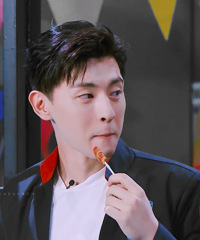 ���׳԰����Ƕ���ô�Ը�