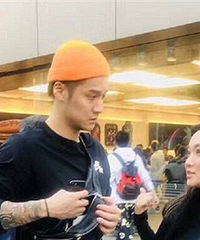 ������Ů��8�ű��ұ���9�Ź�֣�