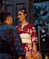 �ڳ�����ɪɪ�����Ĺ���д���գ���������Ƭȴ��������������Ȧ