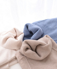 8Ӫëϵ꣬ɫëë¿ţױر