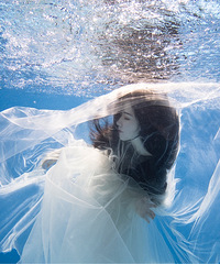 �����ѵ�ǿ�ҽ����£��Ҿ��������Ҫ������ˮ����Ƭ����ǽ��