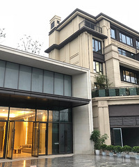 打探欧麓花园城纯别墅组团,套内115-120㎡叠拼和150-210㎡合院