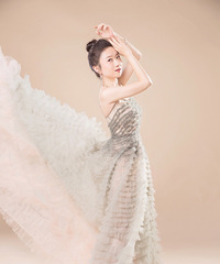 30�ꡰ���䡱Ҳ���ĳ���Ů�У�����ĵ���Ƭ����˵����������