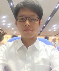 晒出自拍照、说说你离哪个地铁站最近吧